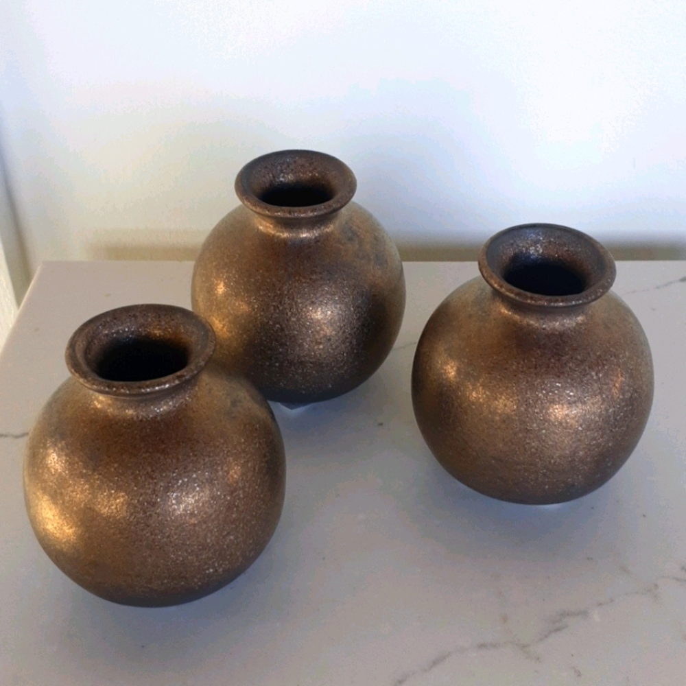 Set/3 Small Pottery Vases